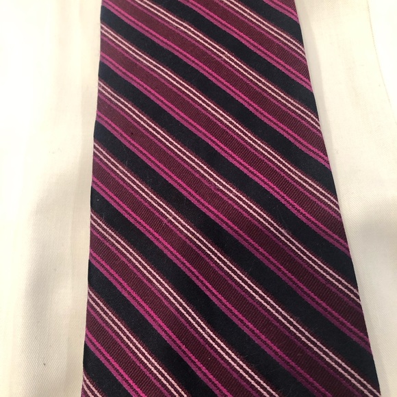 EUC asst ties. Grays and burgundy mix. Michael Kors Van Heusen Croft & Barrow - Picture 3 of 13